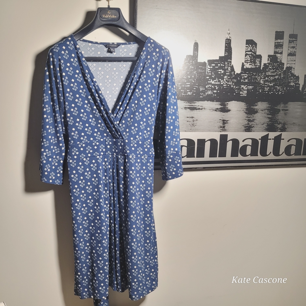 Banana Republic Navy and White Kimono